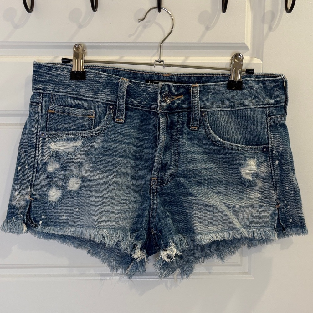 Abercrombie & Fitch Distressed Denim Cutoff Shorts Size 25 Frayed Hem